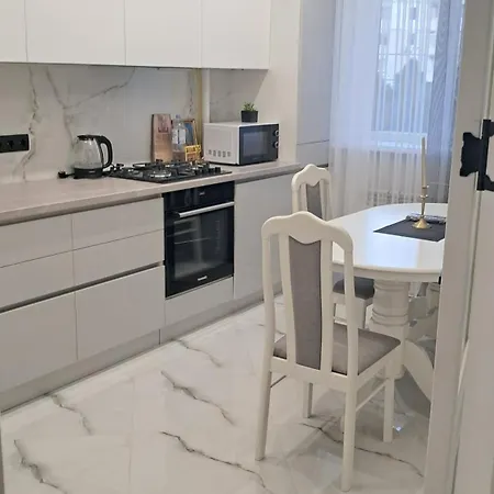 Airport&apartment&parking Apartment *