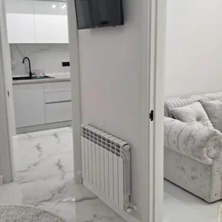 Airport&apartment&parking Apartment