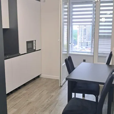 Airport&apartment&parking Chisinau