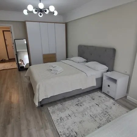 Airport&apartment&parking Apartment *