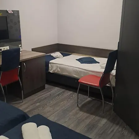 Airport&apartment&parking Chisinau